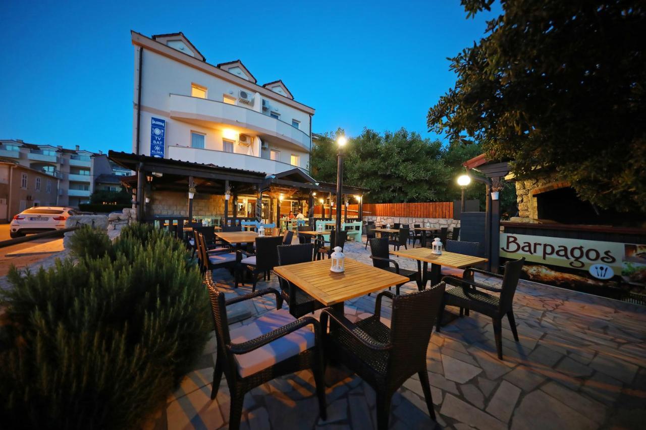 Apartmani "Jadran" Pag Town Exterior foto