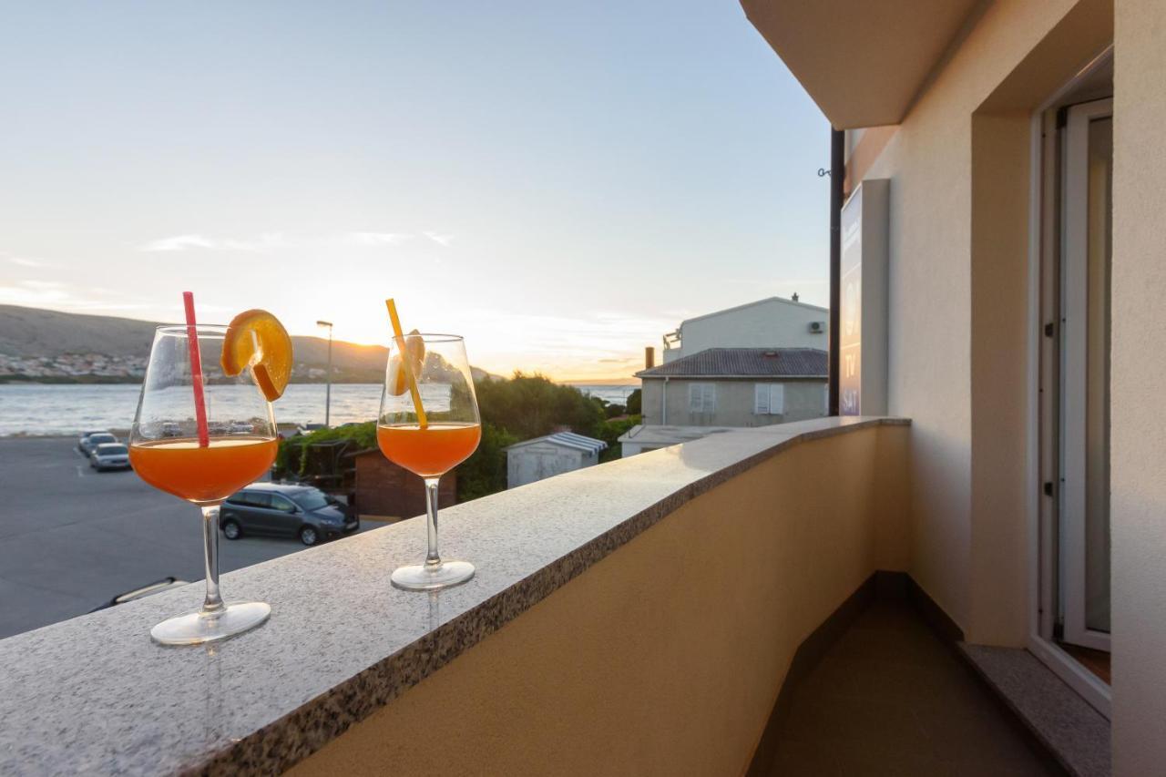 Apartmani "Jadran" Pag Town Exterior foto